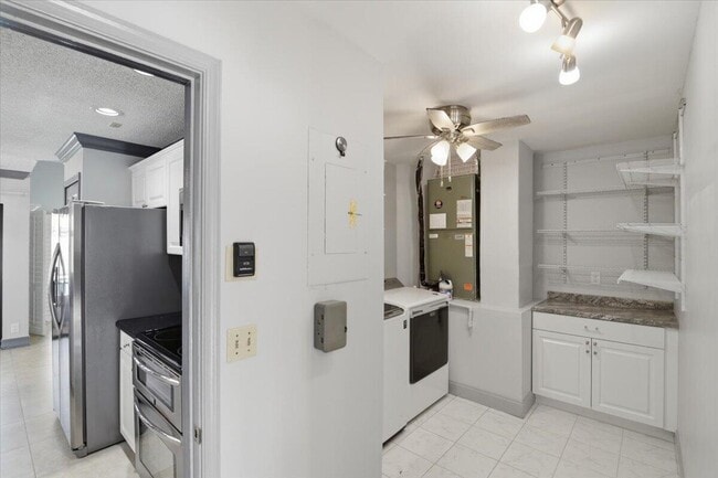 Building Photo - 21583 Villa Nova Dr
