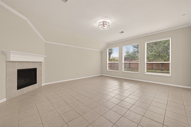 Building Photo - 17506 Waeback Dr