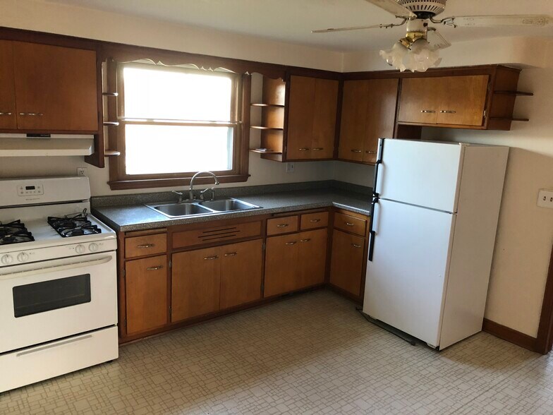 Primary Photo - 1414 Marquette Ave