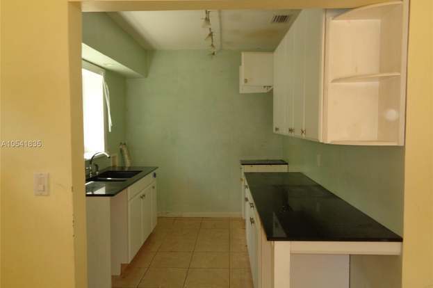 Building Photo - 440 NW 140th St