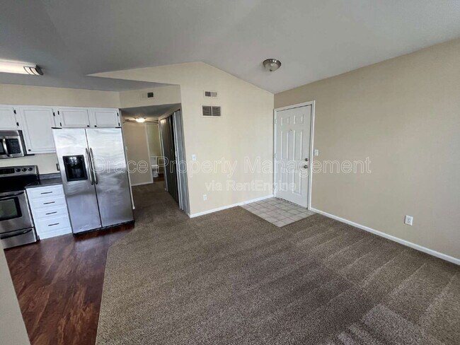 Building Photo - 5708 W Asbury Pl