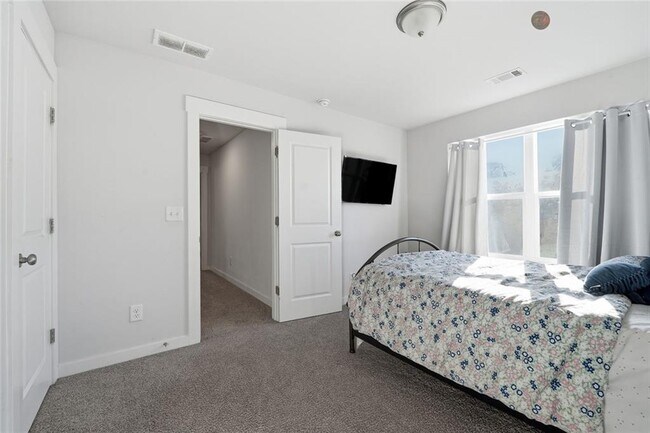 Building Photo - 4806 Anvil Ct