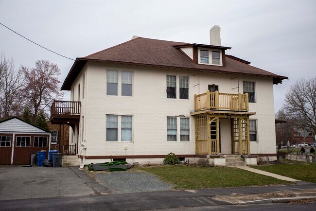 Building Photo - 2 Bryant St