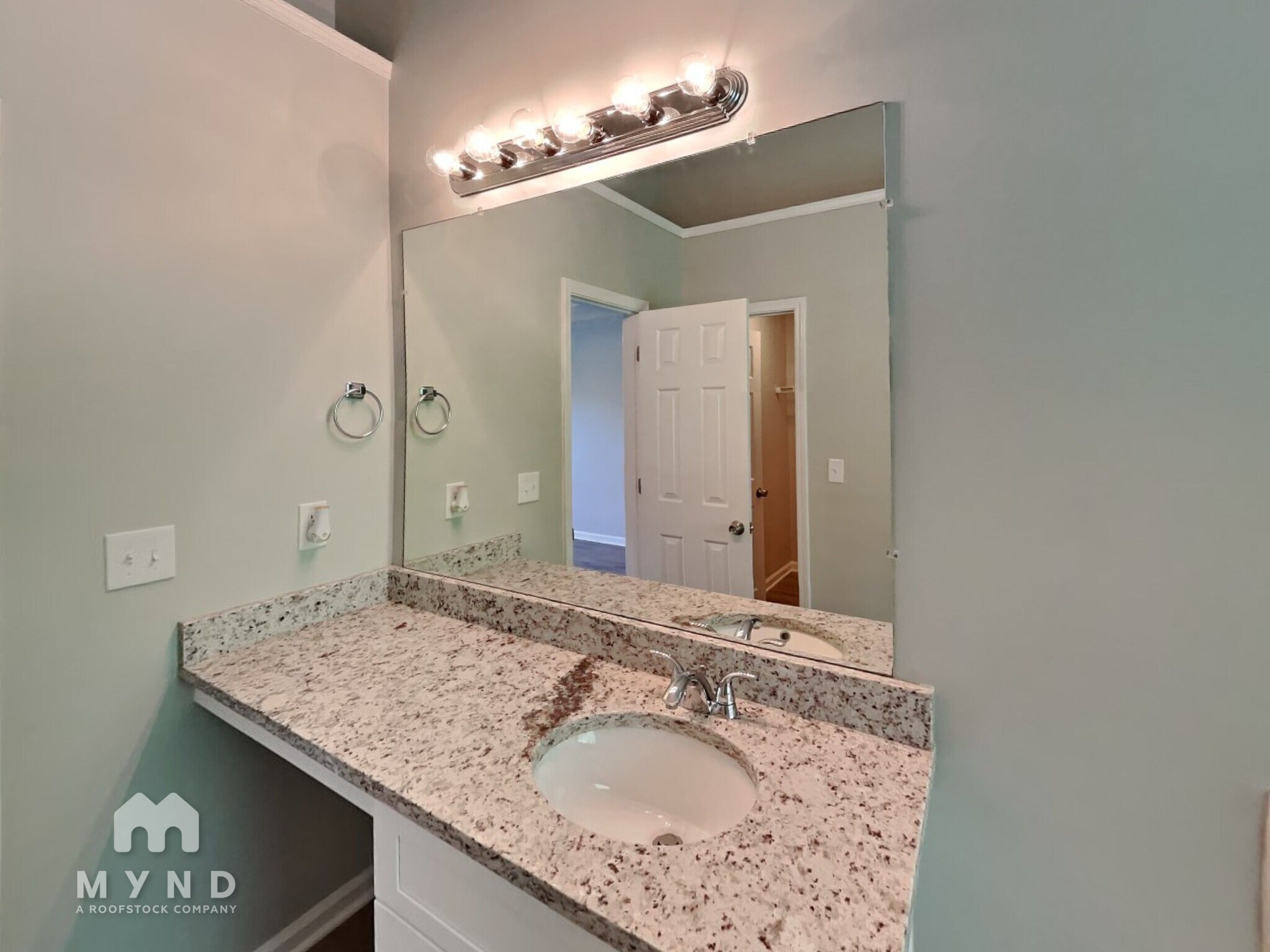 Building Photo - 2469 Mead Ct