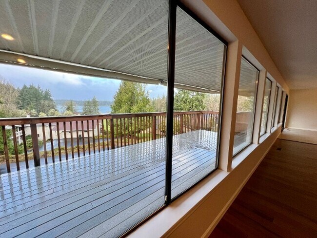 Building Photo - PENDING APPLICATION; Beach Front Access - ...