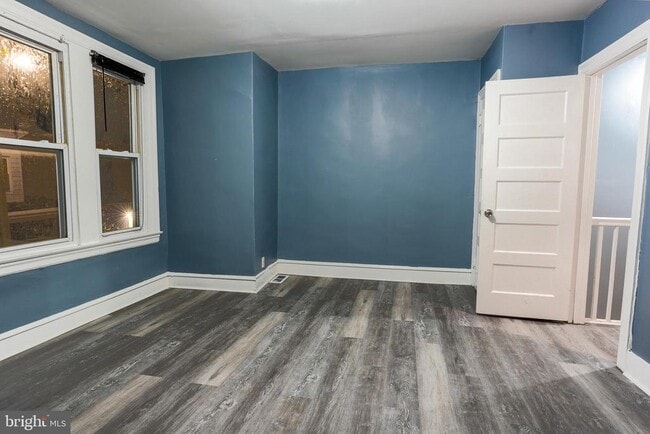 Building Photo - 6746 Linmore Ave