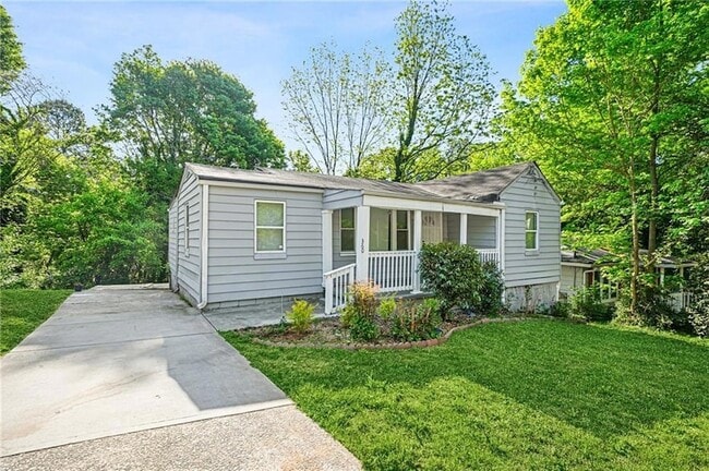 Building Photo - 360 Betsy Ave SW