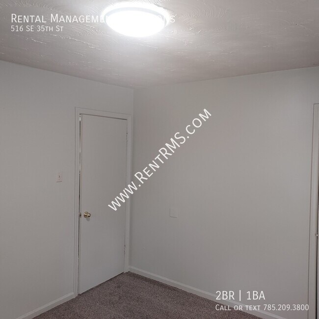 Building Photo - 516 SE 36th St