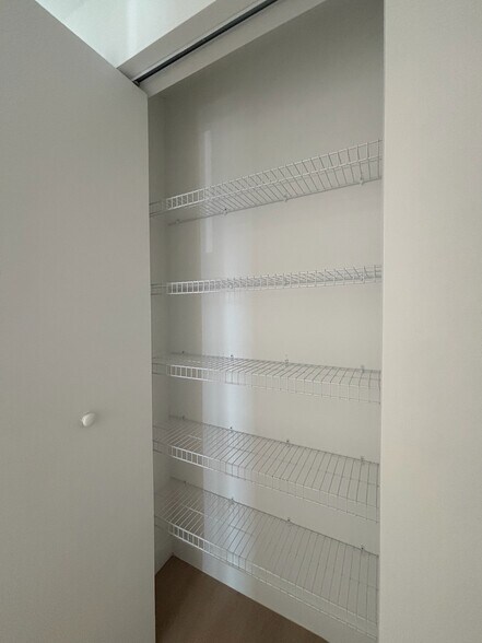 Building Photo - 237 NW 31st St