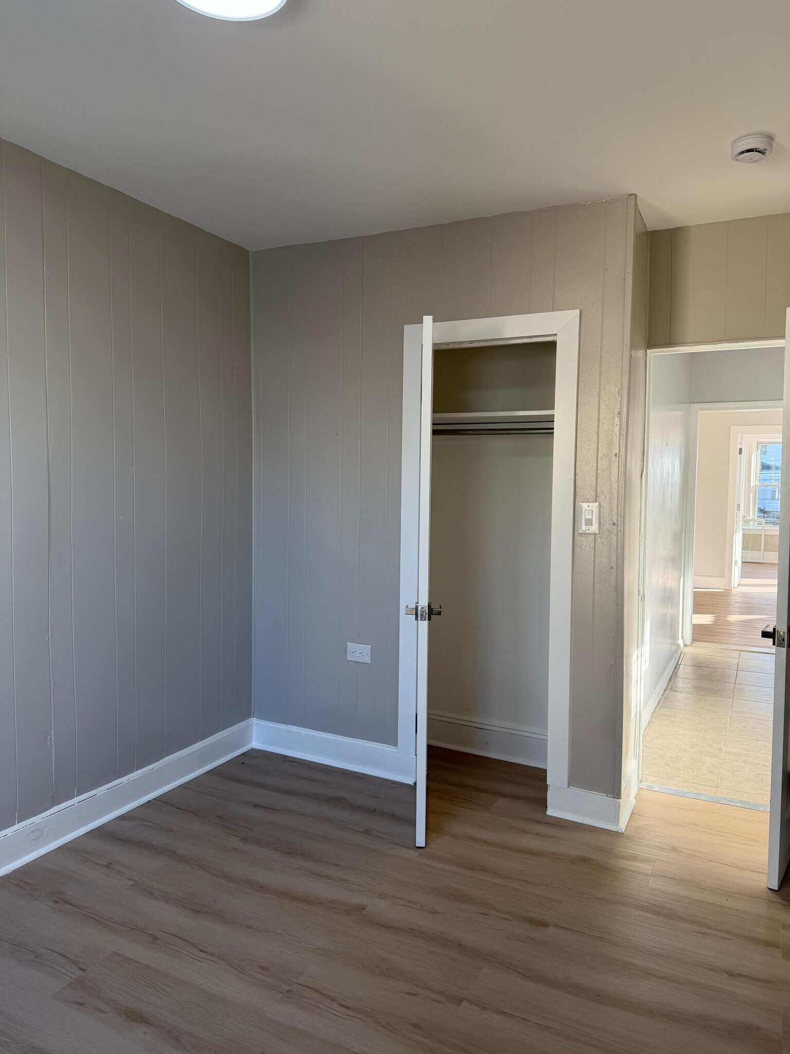 Building Photo - 8715 Sutter Ave