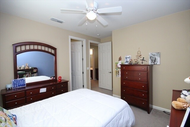 Building Photo - Gorgeous Home In the Desired Chesapeake Neighborhood