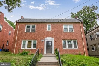 Building Photo - 4515 Avondale St