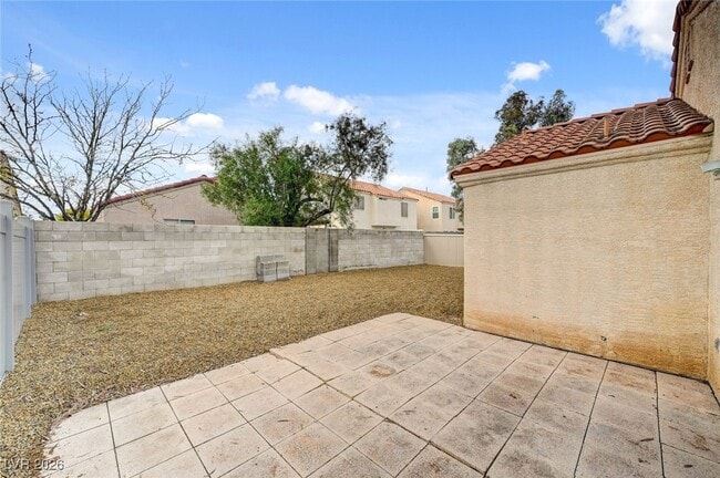 Building Photo - 9573 Paradise Rd