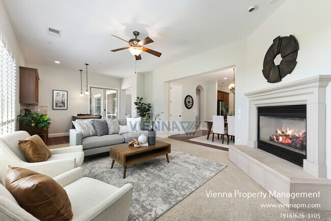 Building Photo - Beautiful 4 Bedroom Home in Catta Verdera