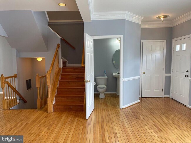 Building Photo - 11749 Batley Pl