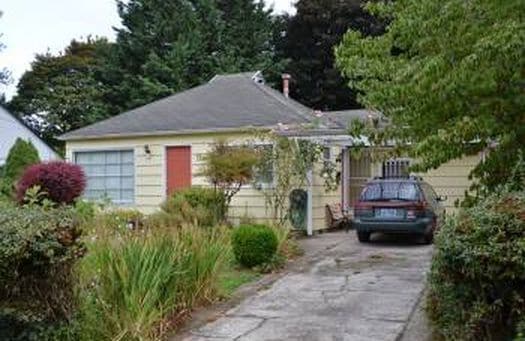 Building Photo - Wonderful Cottage 3 Blocks from Beaverton HS and downtown Beaverton