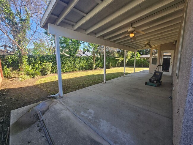 Building Photo - 4 BR 2 BA home available now