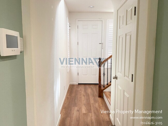 Building Photo - Sacramento, CA - House - $2,350.00