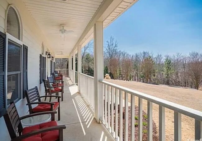 Building Photo - 109 Covey Rise Trail
