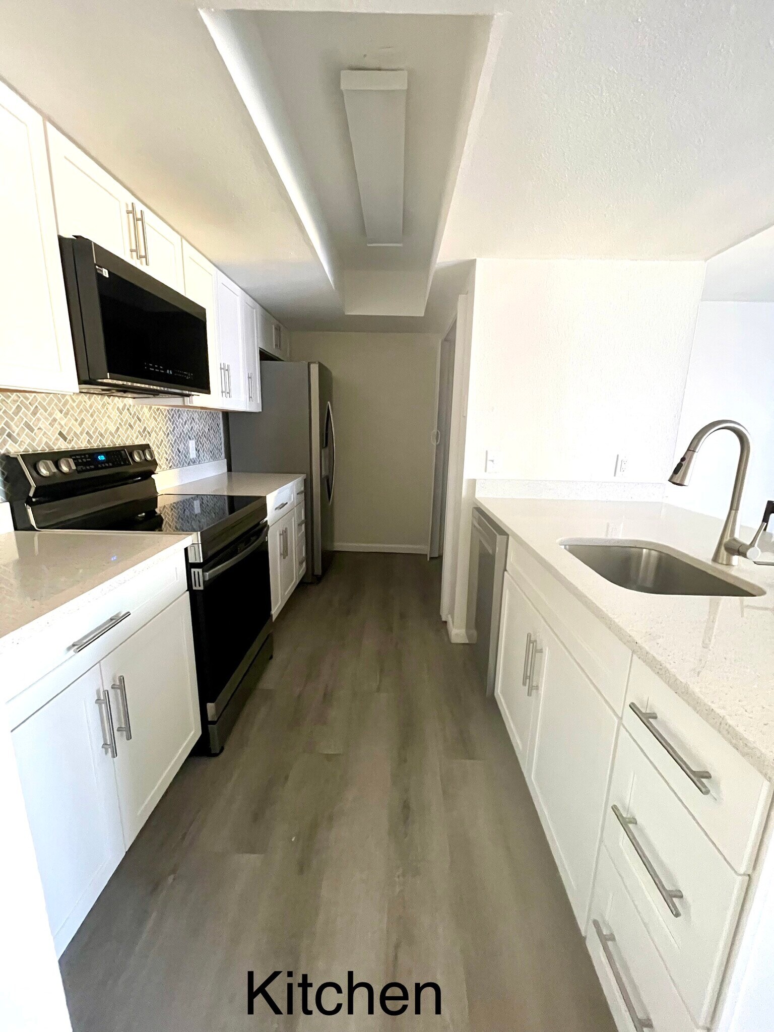 Building Photo - 1252 SE 8th St