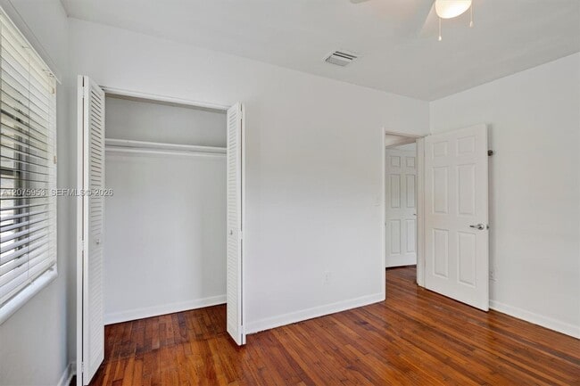 Building Photo - 6629 SW 65th St