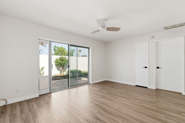 Building Photo - Short-Term Rentals OK *** Less than 2 mile...