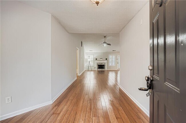 Building Photo - 1975 Heatherton Rd