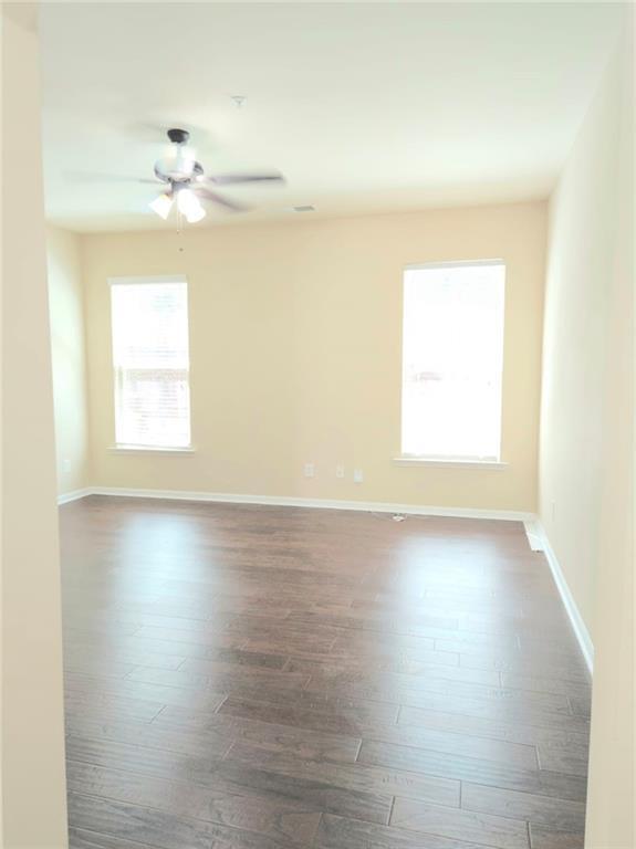 Building Photo - 3524 Castleberry Village Cir