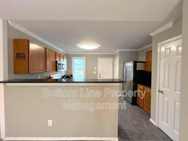Building Photo - 10957 Dry Stone Dr