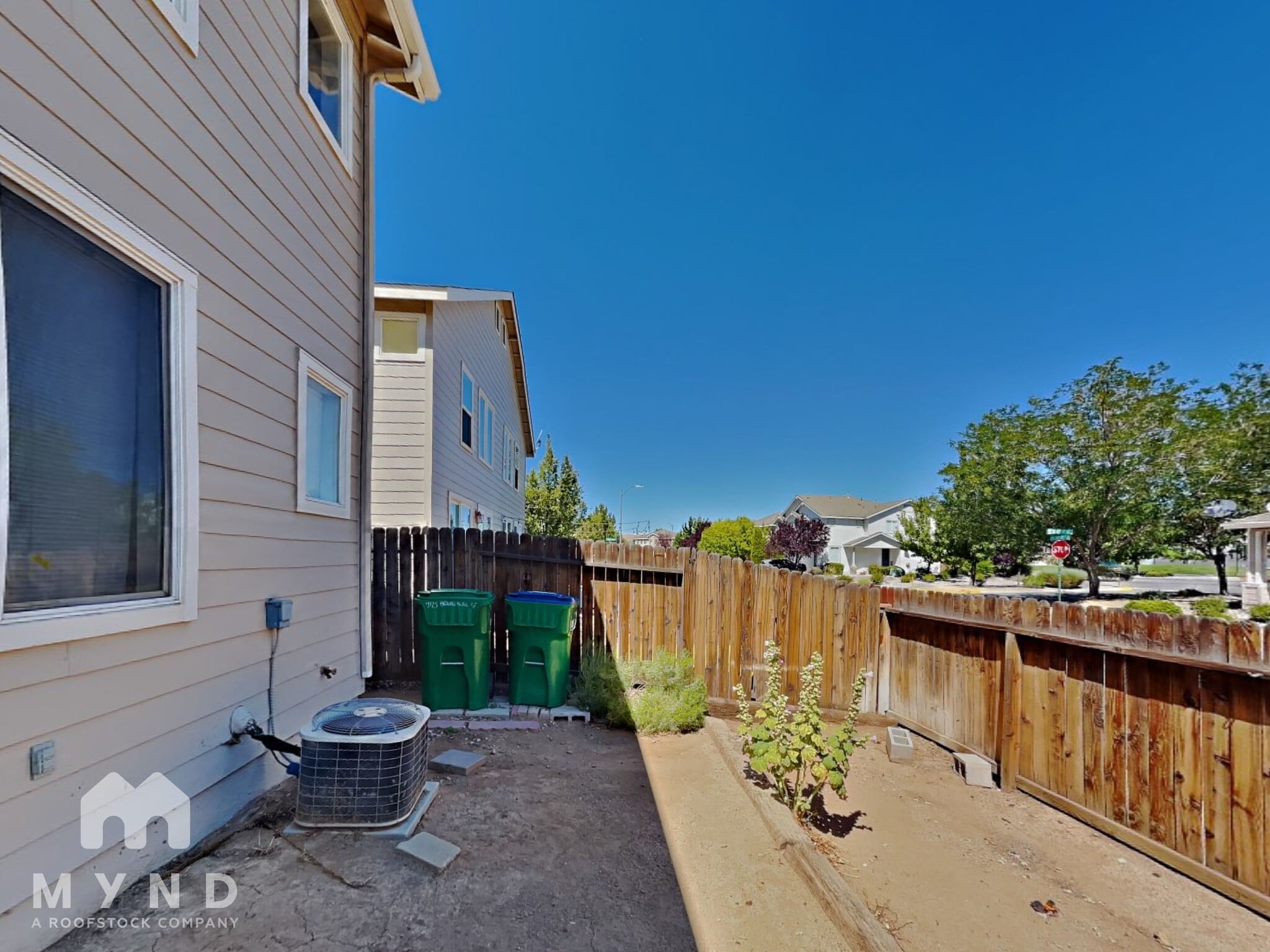 Building Photo - 9175 Brown Eagle Ct