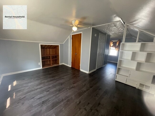 Building Photo - Cozy 3-Bedroom Bungalow for Rent: A Perfect Place to Call Home (SECTION 8-Preferred)