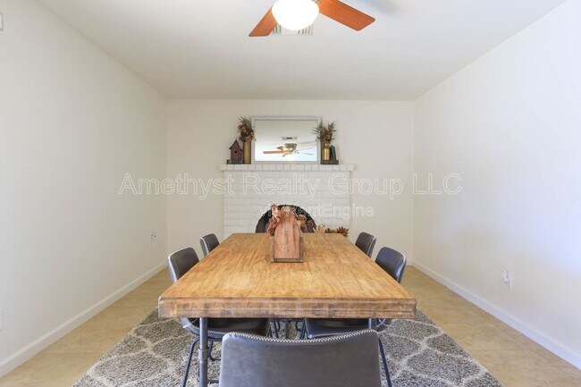 Building Photo - 4239 E San Gabriel Ave