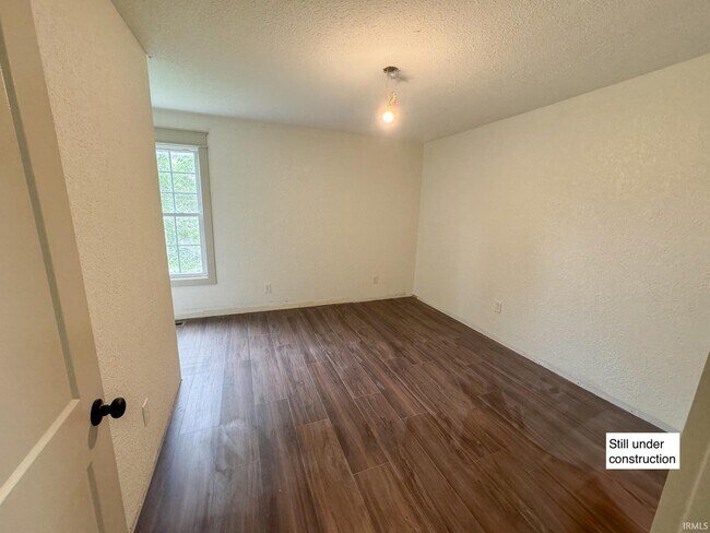 Building Photo - 1122 S Fess Ave