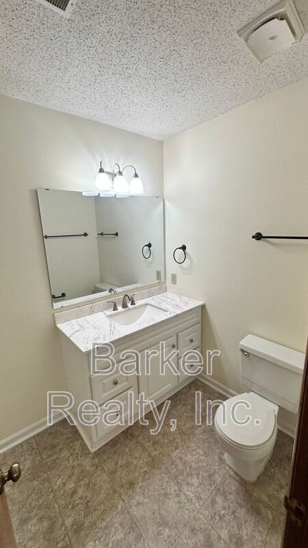 Building Photo - 4705 Fargo Ct