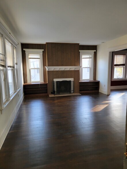 Living room - 27 Walkley Rd