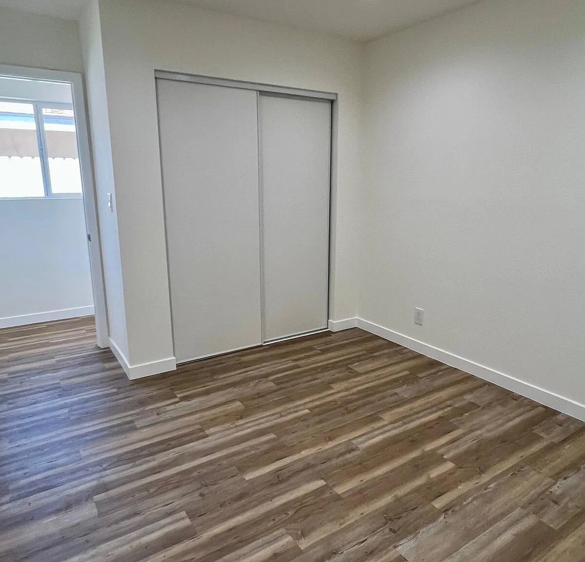 Building Photo - 9429 S 2nd Ave