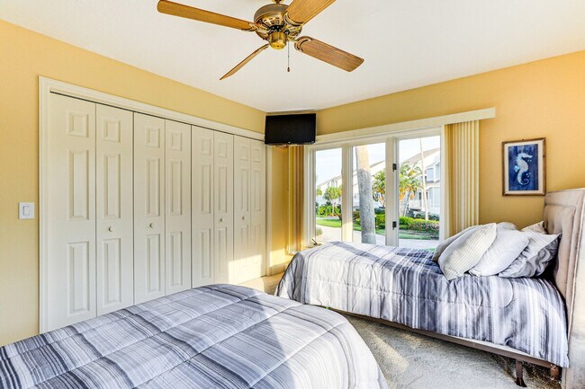 Building Photo - 113 Tidy Island Blvd