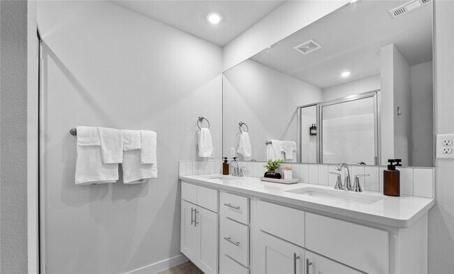 Building Photo - 43 St Austell Dr