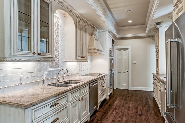 Building Photo - 34 River Hollow Ln