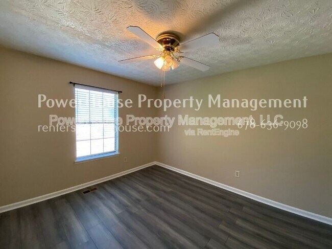 Building Photo - 10260 Piney Ridge Walk
