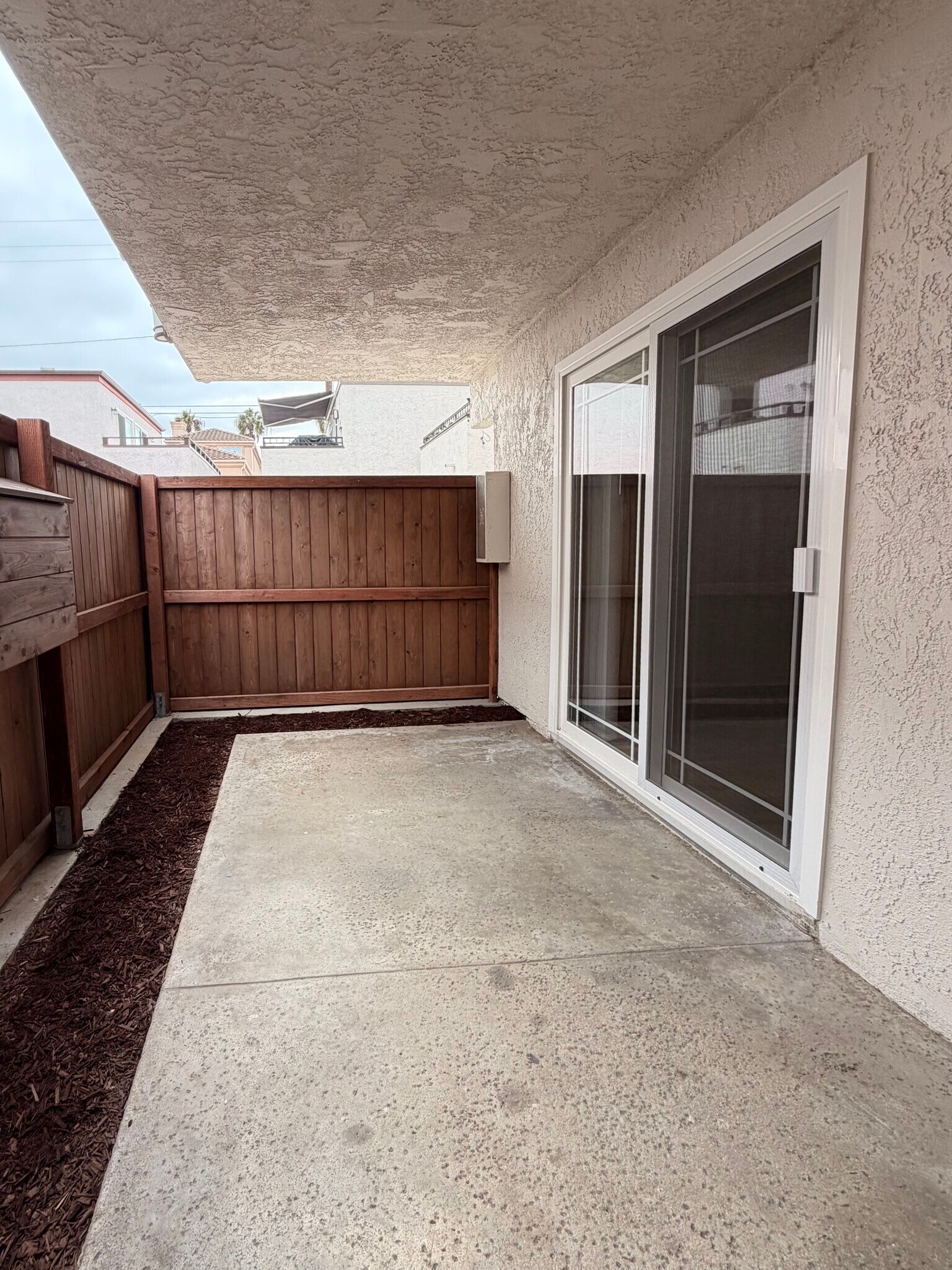 Entry patio - 310 20th St