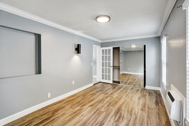 Building Photo - 8992 SW 7th St