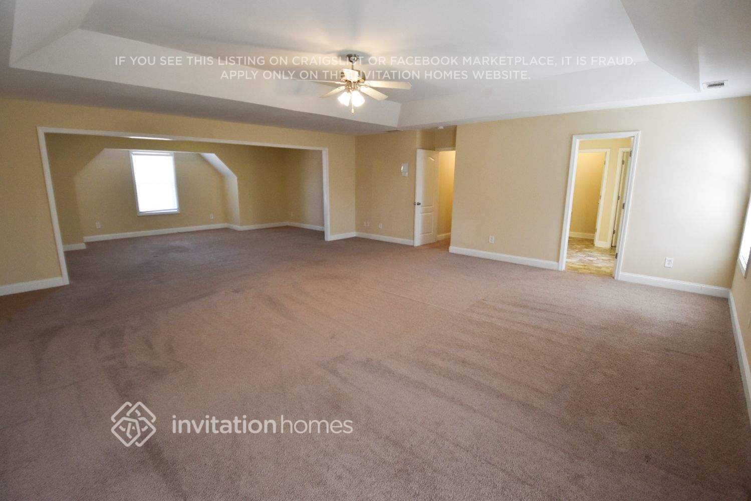 Building Photo - 5561 Hickory Stone Dr