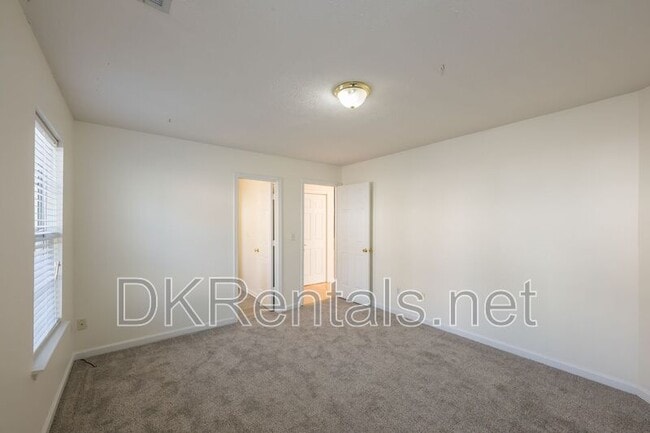 Building Photo - 3328 Vintage Pointe Ct