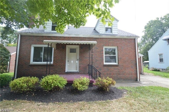 Primary Photo - 2339 Renwick Dr