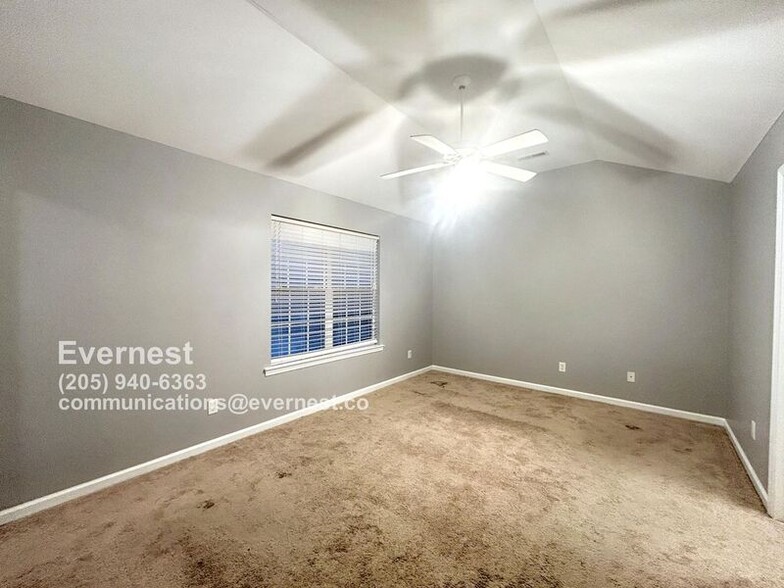 Building Photo - 632 Parkside Cir