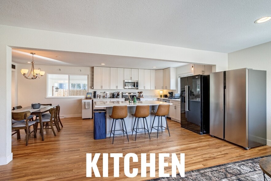 Building Photo - 10490 W Dakota Ave