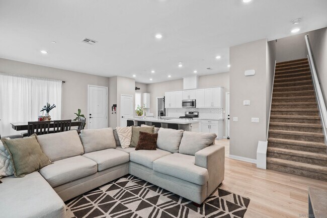 Building Photo - 2098 Bluestone Cir