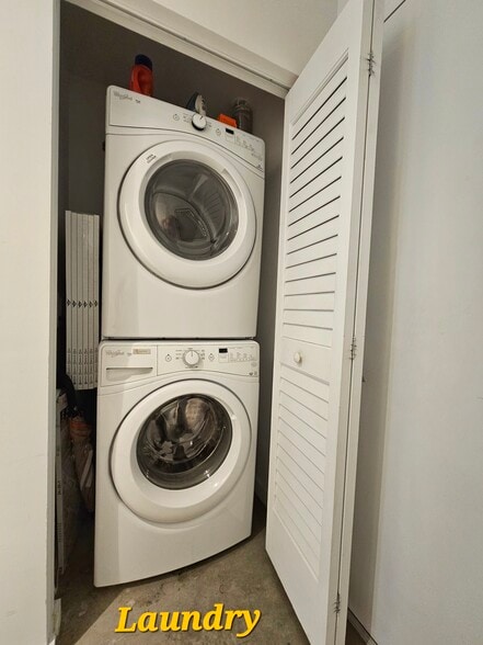 Laundry - 151 SE 1st St