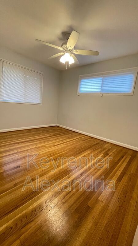 Building Photo - 4809 Taney Ave